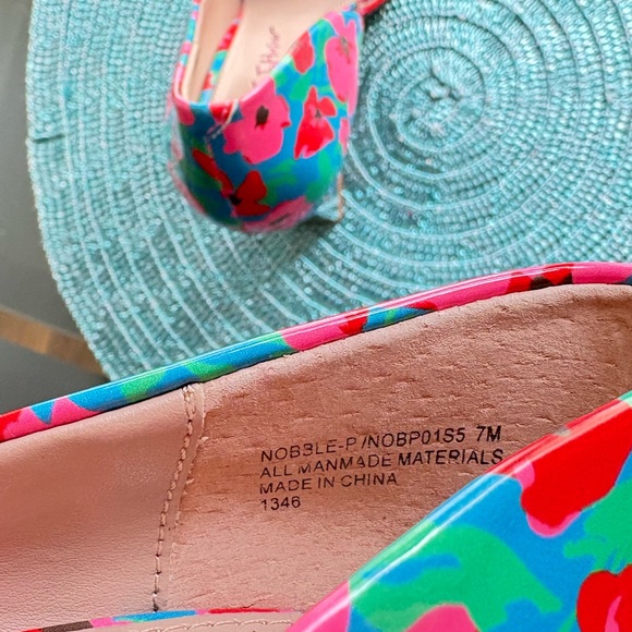 Betsey Johnson Nobble-P Pumps - Picture 12 of 14